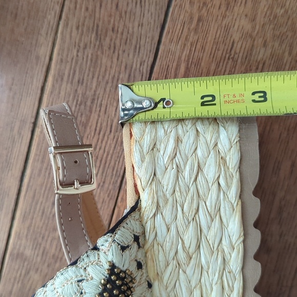 Patrizia by Spring Step Floral Stitched Wedge Heel Beaded Embellishments Size 8 - Picture 8 of 8